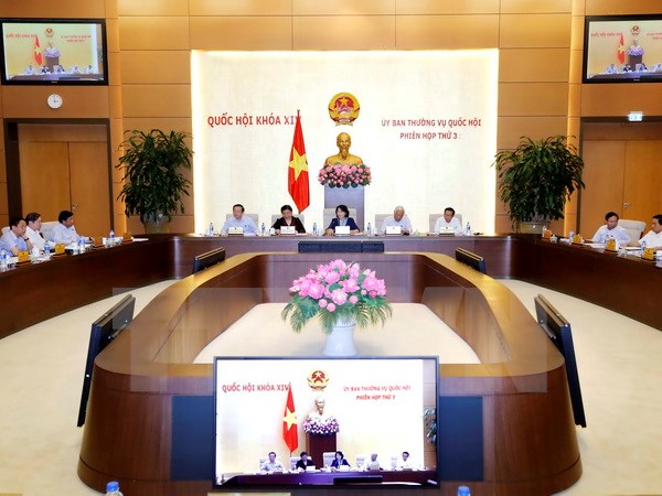 UBTVQH cho &yacute; kiến dự thảo Nghị quyết về ng&acirc;n s&aacute;ch Nh&agrave; nước