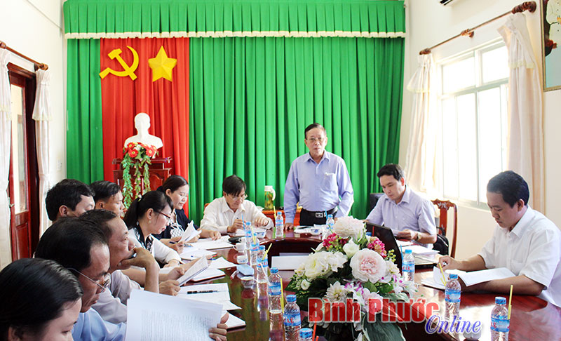 UBMTTQVN tỉnh kiểm tra c&ocirc;ng t&aacute;c mặt trận tại B&ugrave; Đốp v&agrave; Đồng Xo&agrave;i