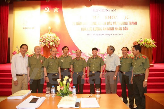 Lực lượng an ninh g&oacute;p phần đắc lực v&agrave;o sự ph&aacute;t triển đất nước