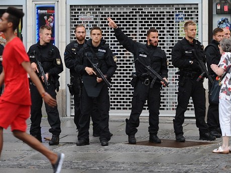 T&igrave;m hiểu t&igrave;nh h&igrave;nh của c&ocirc;ng d&acirc;n Việt Nam sau vụ xả s&uacute;ng ở Munich