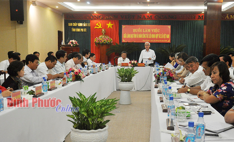 Li&ecirc;n minh HTX Việt Nam l&agrave;m việc tại B&igrave;nh Phước