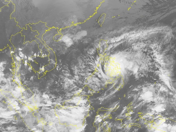 Áp thấp nhiệt đới mới xuất hiện có khả năng mạnh lên thành bão