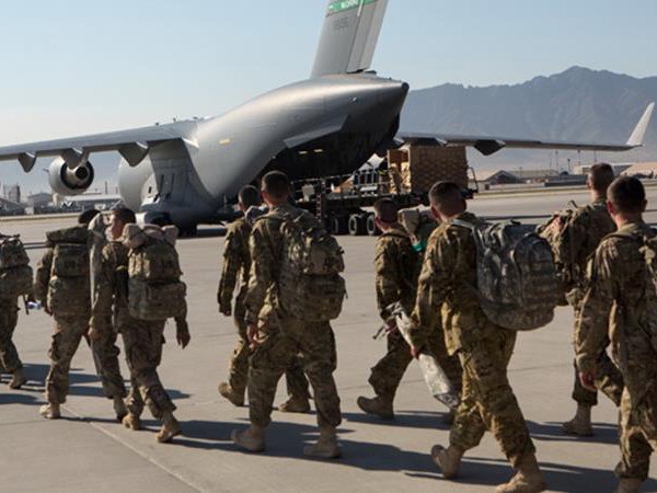 Taliban thừa nhận tấn công căn cứ không quân NATO ở Afghanistan