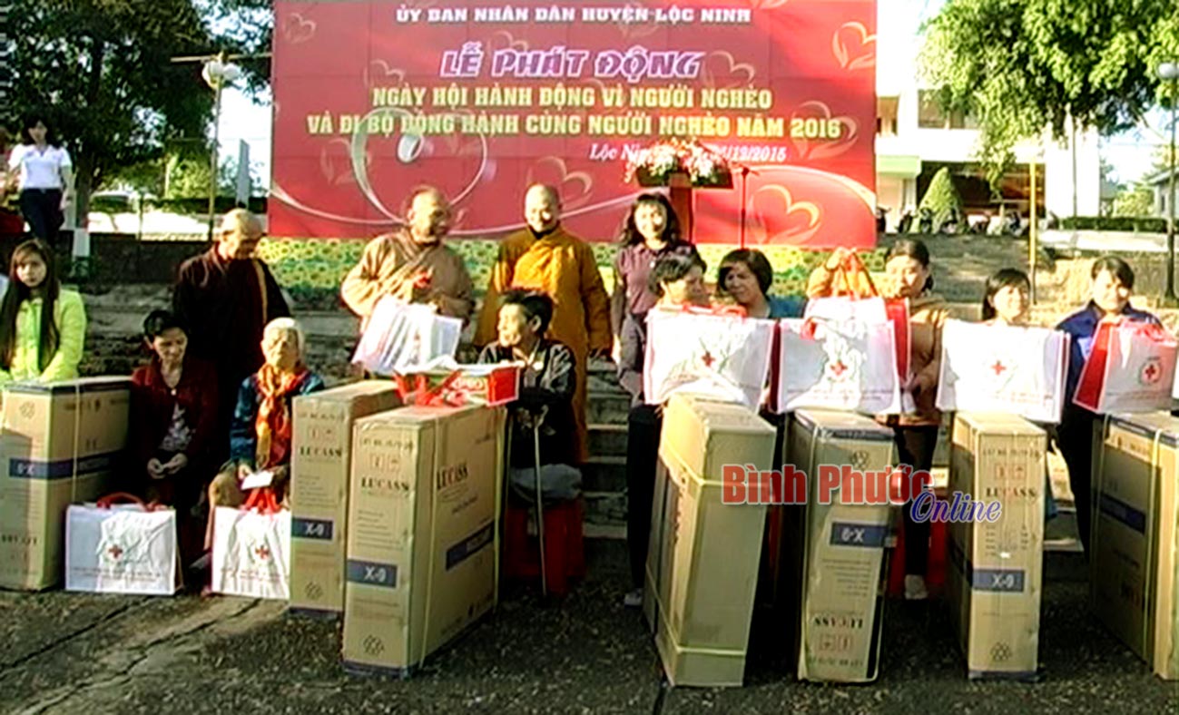 Lộc Ninh: Hướng về người ngh&egrave;o v&agrave; đồng b&agrave;o bị thi&ecirc;n tai
