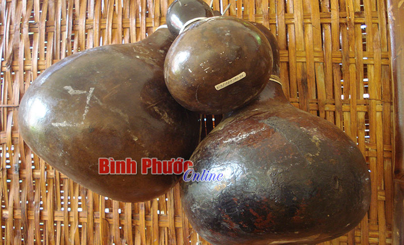 Tr&aacute;i bầu kh&ocirc; trong đời sống người S&rsquo;ti&ecirc;ng