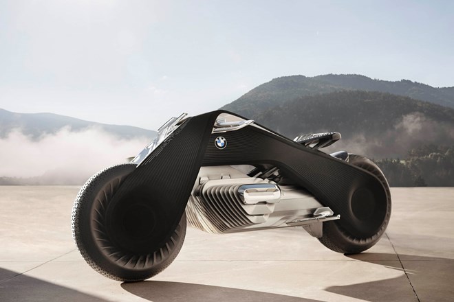 Hãng BMW công bố xe môtô tự cân bằng động, tuyệt đối an toàn