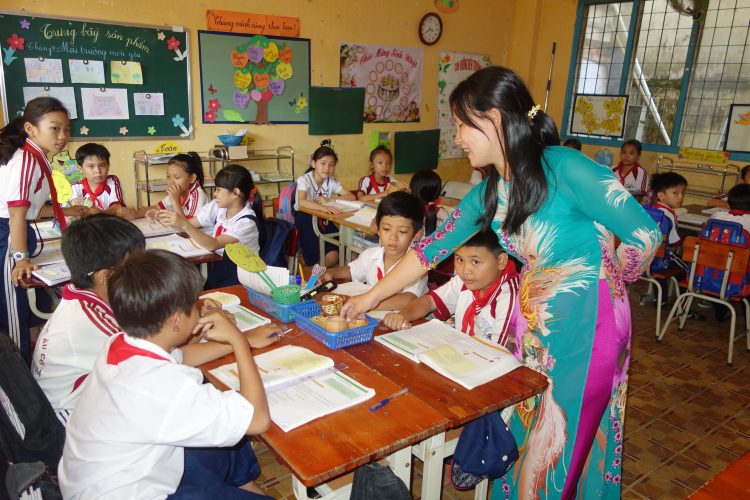 Thông tư số 22/2016/TT-BGDĐT của Bộ GD-ĐT vừa ban hành đã thấy bất cập