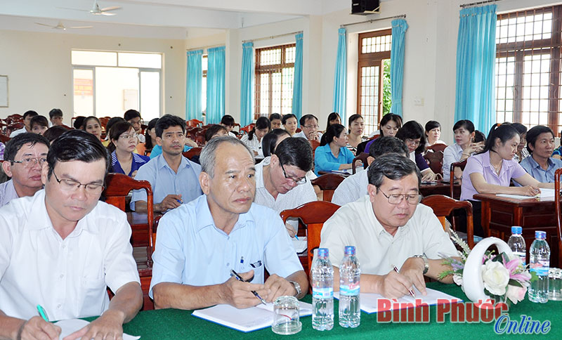 Bồi dưỡng kỹ năng l&atilde;nh đạo, quản l&yacute;