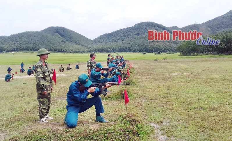 799 học vi&ecirc;n kiểm tra bắn đạt thật