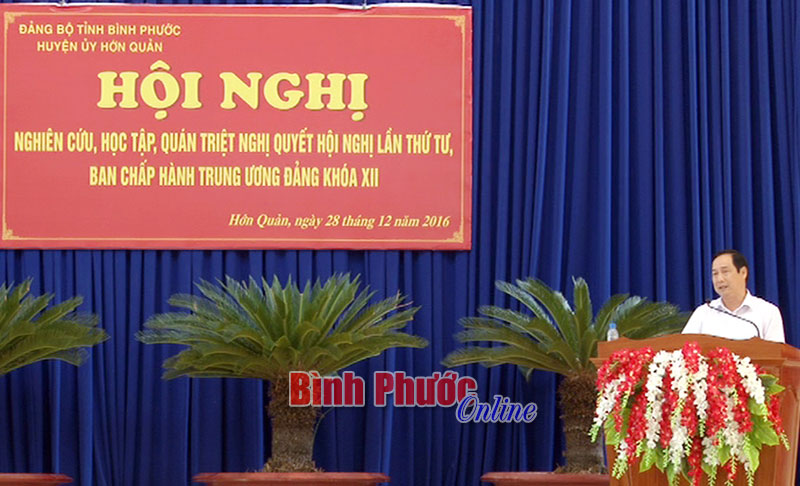 C&aacute;n bộ chủ chốt huyện Hớn Quản học tập, qu&aacute;n triệt Nghị quyết Trung ương 4, kh&oacute;a XII