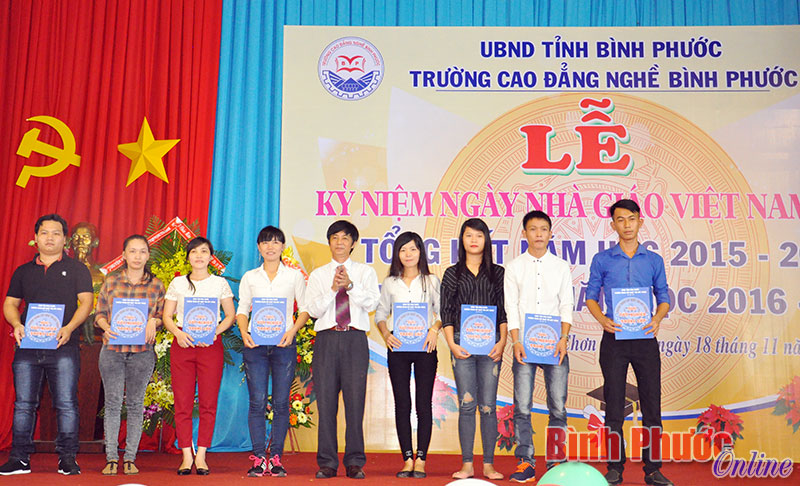 Trường Cao đẳng nghề Bình Phước khai giảng năm học mới 2016-2017