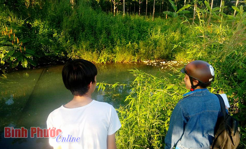 Bù Đốp: 1 nam sinh lớp 9 chết đuối thương tâm