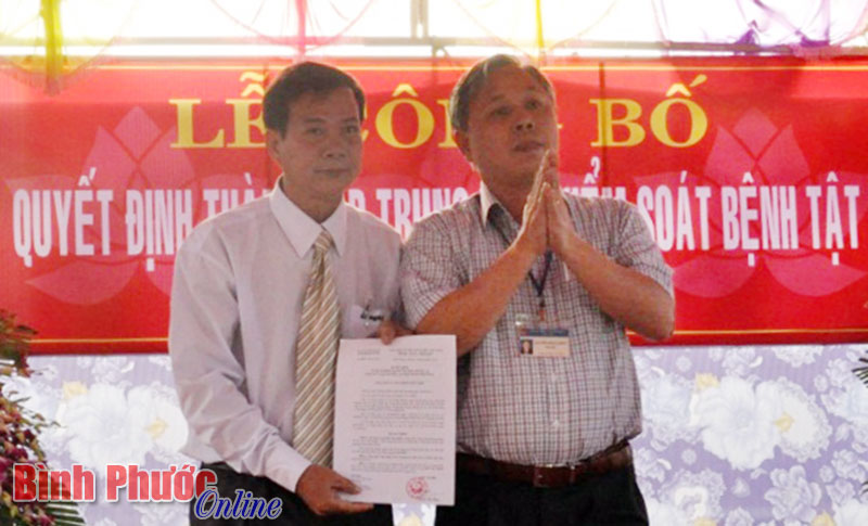 Công bố quyết định thành lập Trung tâm Kiểm soát bệnh tật