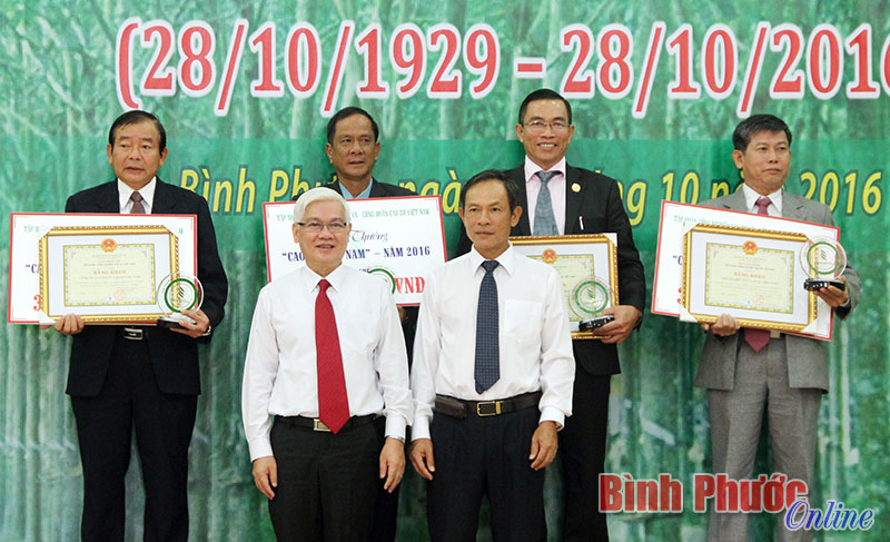 Tập đo&agrave;n C&ocirc;ng nghiệp cao su Việt Nam kỷ niệm 87 năm Ng&agrave;y truyền thống