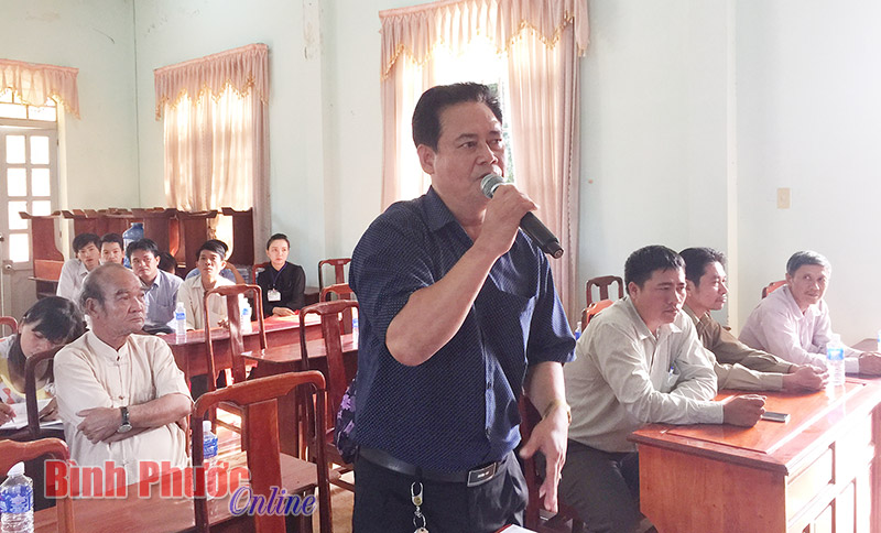 Đại biểu Quốc hội tiếp x&uacute;c cử tri Đồng Xo&agrave;i, Đồng Ph&uacute;, Lộc Ninh 