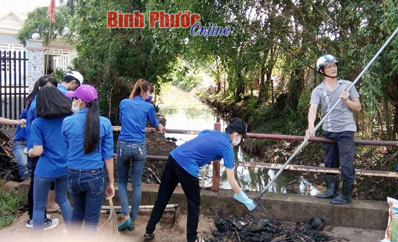 ĐỒNG XOÀI: Nhiều hoạt động truyền thông bảo vệ môi trường