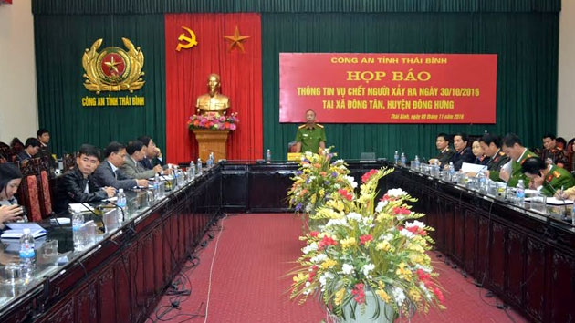 Họp b&aacute;o th&ocirc;ng tin vụ chết người xảy ra tr&ecirc;n QL 39, tỉnh Th&aacute;i B&igrave;nh