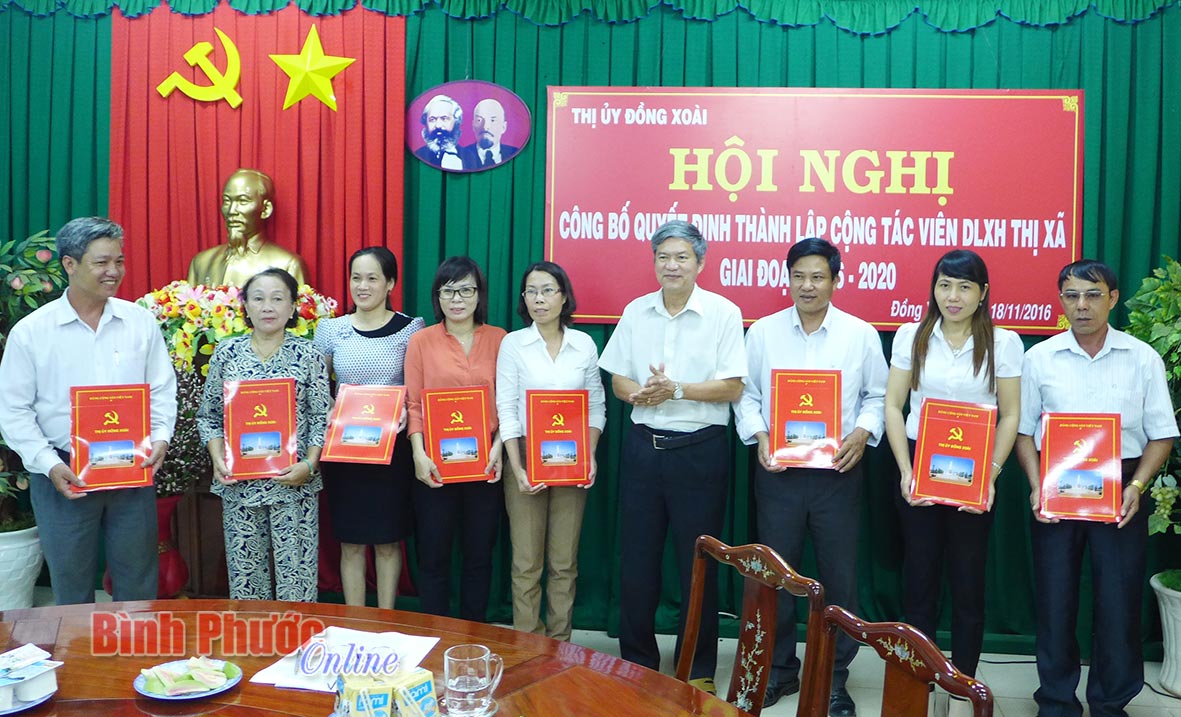 Đồng Xoài công nhận 20 cộng tác viên dư luận xã hội giai đoạn 2016-2020