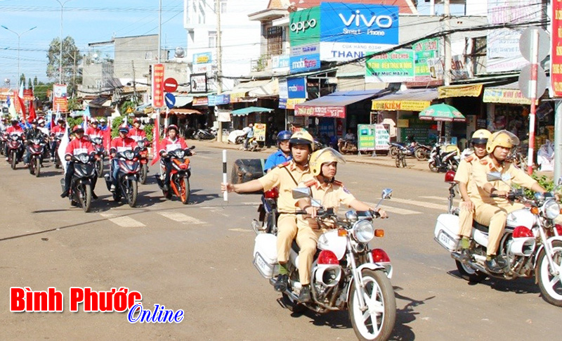 Gần 1.000 đoàn viên, thanh niên tham gia Ngày hội thanh niên với văn hóa giao thông