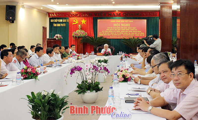 Hội nghị c&aacute;n bộ to&agrave;n quốc qu&aacute;n triệt Nghị quyết Hội nghị TW4, kh&oacute;a XII