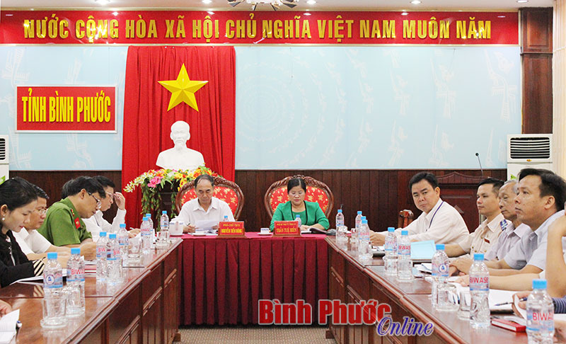 Ch&iacute;nh phủ kh&ocirc;ng c&ograve;n nợ nghị định, văn bản hướng dẫn