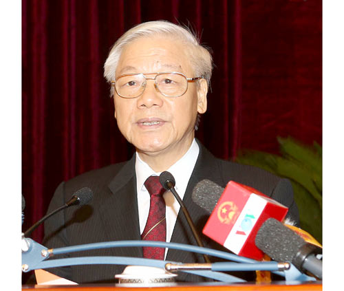 Tiếp tục ph&aacute;t triển v&agrave; ho&agrave;n thiện l&yacute; luận về đổi mới (*) 