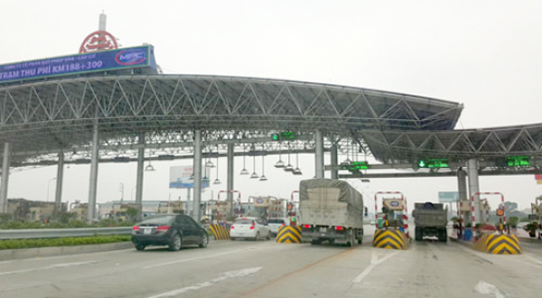 9 tháng thu trên 4.300 tỷ đồng phí sử dụng đường bộ 