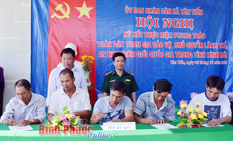 K&yacute; kết bảo vệ chủ quyền l&atilde;nh thổ, an ninh bi&ecirc;n giới quốc gia