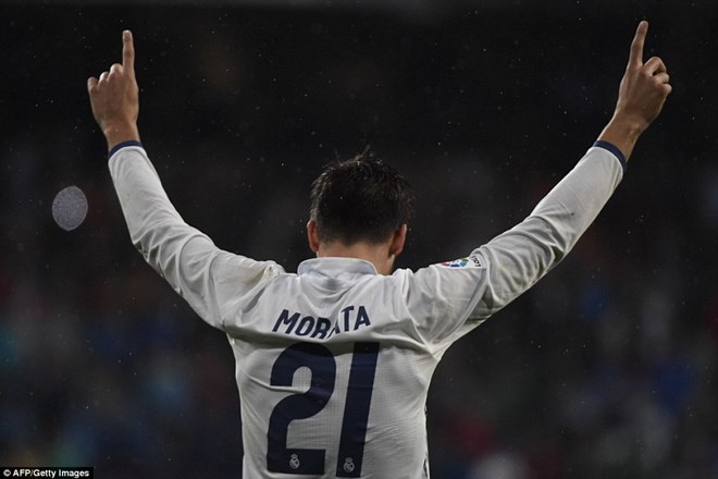 Alvaro Morata tỏa sáng, Real Madrid nhọc nhằn trở lại ngôi đầu