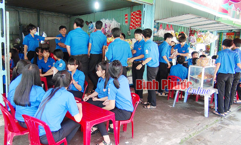 Ngăn chặn ma túy “tem giấy” xâm nhập học đường