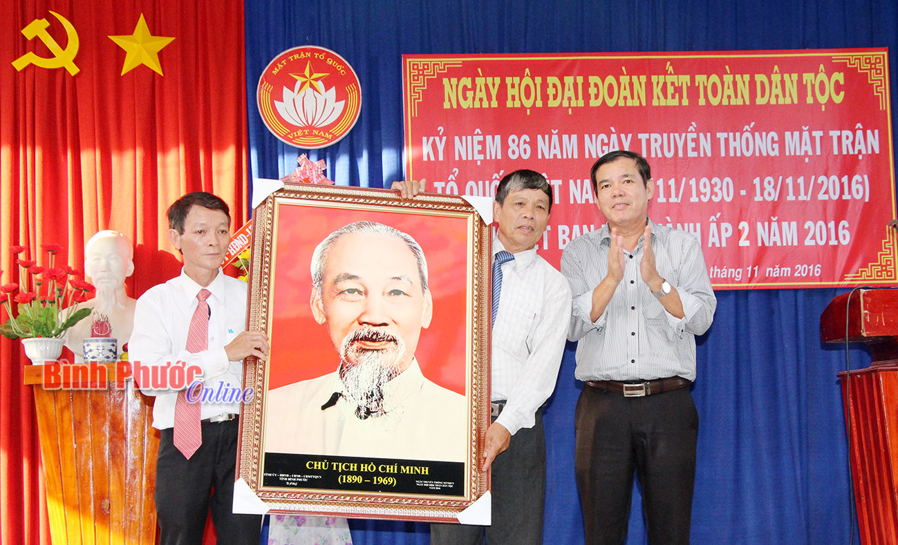 Sôi nổi Ngày hội đại đoàn kết dân tộc tại ấp 2, xã Tân Lập