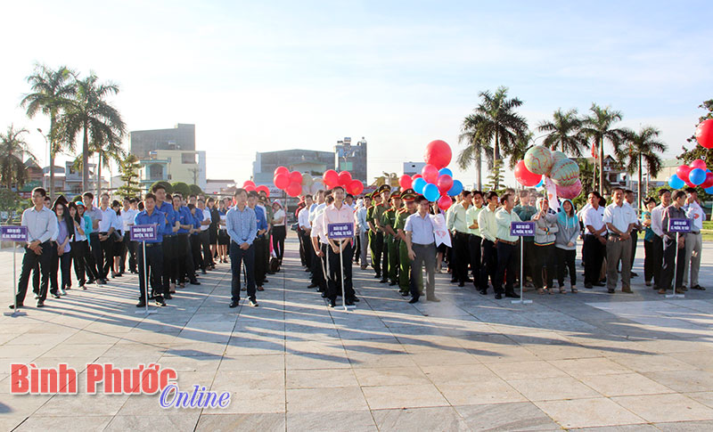 Phát động Tháng hành động vì bình đẳng giới 2016