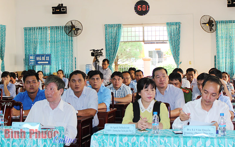 Khai giảng lớp trung cấp l&yacute; luận ch&iacute;nh trị - h&agrave;nh ch&iacute;nh kh&oacute;a 73