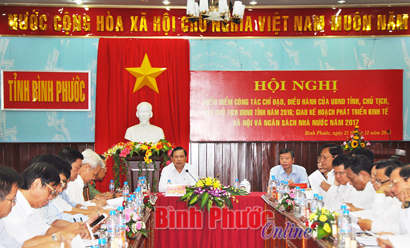 Quyết liệt đột ph&aacute; ph&aacute;t triển KT-XH trong năm 2017