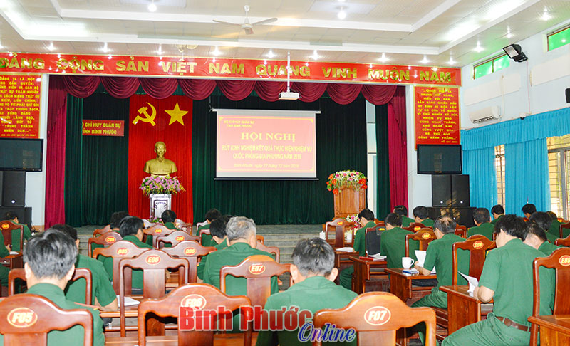 R&uacute;t kinh nghiệm c&ocirc;ng t&aacute;c qu&acirc;n sự - quốc ph&ograve;ng địa phương năm 2016