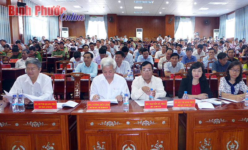 Thị ủy Đồng Xo&agrave;i tổ chức hội nghị qu&aacute;n triệt, học tập Chỉ thị 05 của Bộ Ch&iacute;nh trị