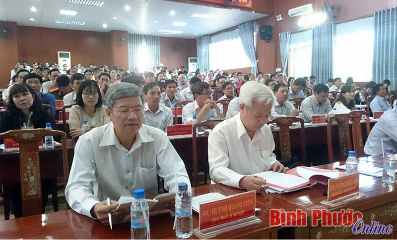 Thị ủy Đồng Xo&agrave;i v&agrave; Đảng ủy Khối c&aacute;c cơ quan tỉnh triển khai Nghị quyết Trung ương 4