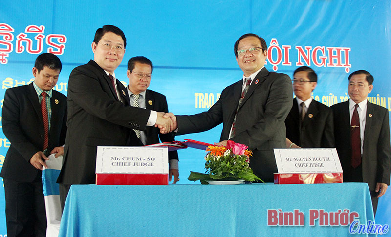 T&ograve;a &aacute;n nh&acirc;n d&acirc;n 2 tỉnh B&igrave;nh Phước v&agrave; Tbong Khmum k&yacute; kết hợp t&aacute;c