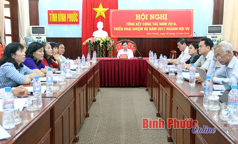 Ki&ecirc;n quyết x&oacute;a bỏ t&igrave;nh trạng chạy chọt, tuyển dụng người nh&agrave;