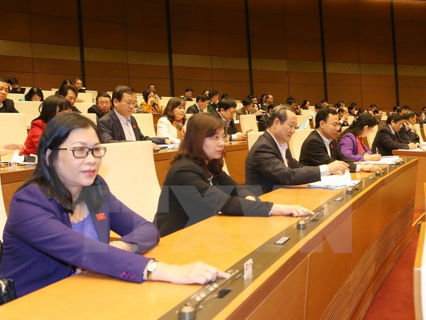 Quốc hội th&ocirc;ng qua Nghị quyết về kế hoạch t&agrave;i ch&iacute;nh 2016-2020