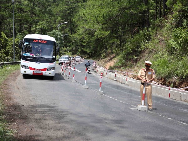 Lâm Đồng: Đường đèo Prenn được lưu thông trở lại vào ban đêm