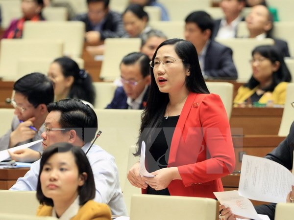 Th&ocirc;ng qua Nghị quyết sửa đổi về miễn giảm thuế sử dụng đất n&ocirc;ng nghiệp