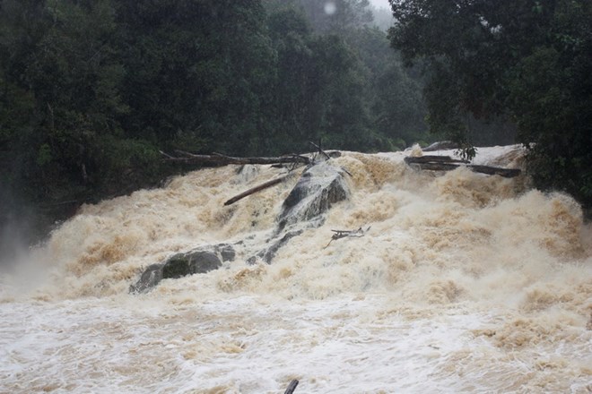 Bắc Bộ tạnh ráo, mưa lũ ở Trung Bộ vẫn diễn biến phức tạp