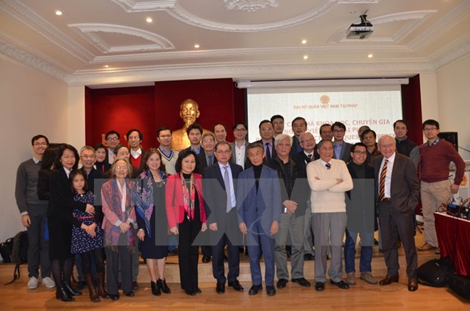 Gặp gỡ c&aacute;c nh&agrave; khoa học v&agrave; chuy&ecirc;n gia Việt Nam h&agrave;ng đầu tại Ph&aacute;p