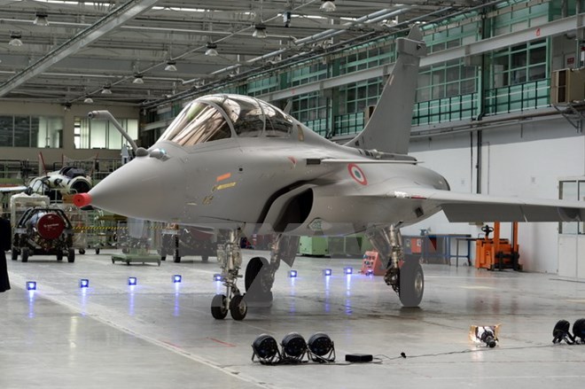 Ba hãng đề nghị sản xuất chiến đấu cơ F-18, F-16 và Gripen tại Ấn Độ