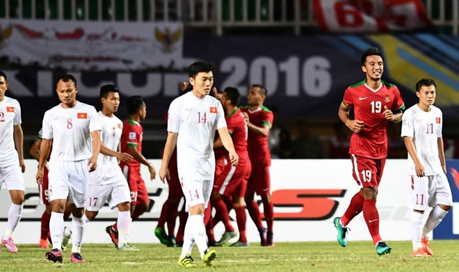 Hàng thủ mắc sai lầm, tuyển Việt Nam thua sát nút Indonesia