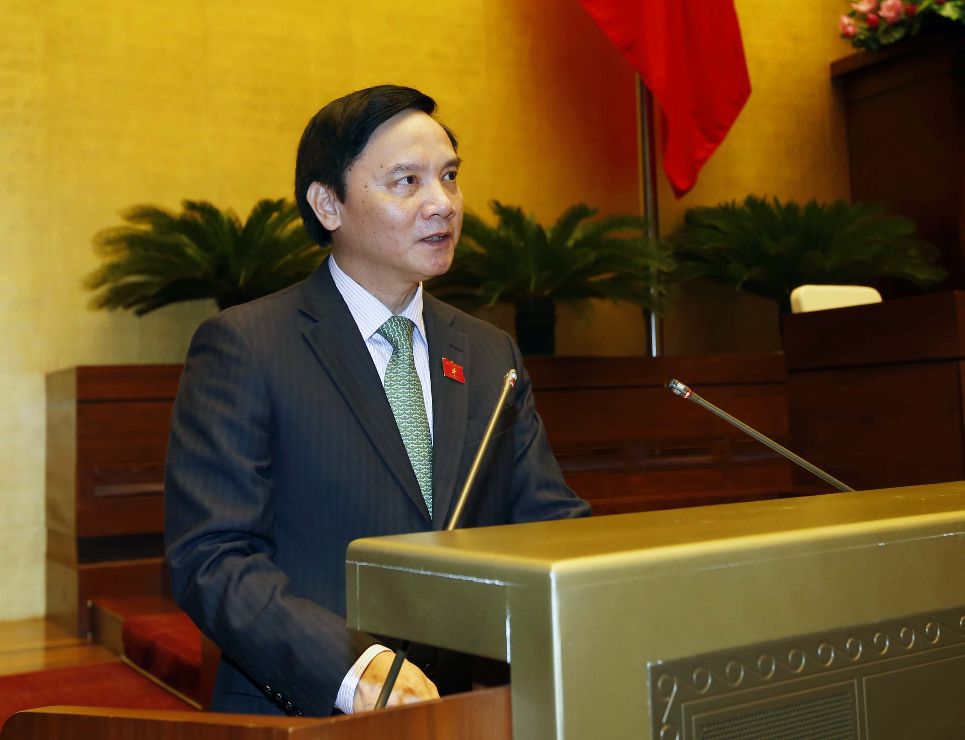 Quốc hội thảo luận dự &aacute;n Luật về hội