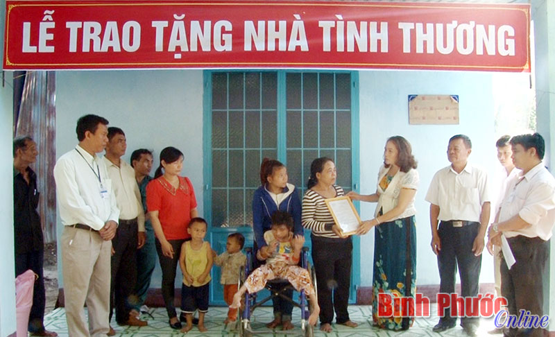 Hội bảo trợ Người khuyết tật - Trẻ mồ côi - Bệnh nhân nghèo Hớn Quản xây tặng 15 căn nhà tình thương