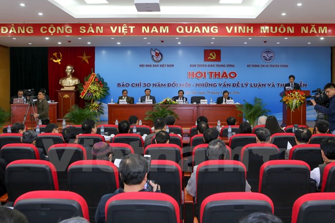Hội thảo nh&igrave;n lại nền b&aacute;o ch&iacute; Việt Nam sau 30 năm đổi mới