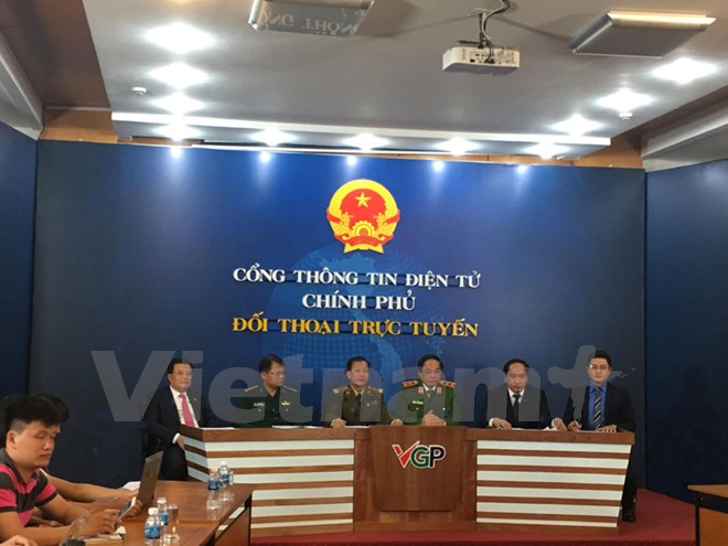 Sau đường bộ, h&agrave;ng kh&ocirc;ng đang trở th&agrave;nh tuyến đường n&oacute;ng về bu&ocirc;n lậu